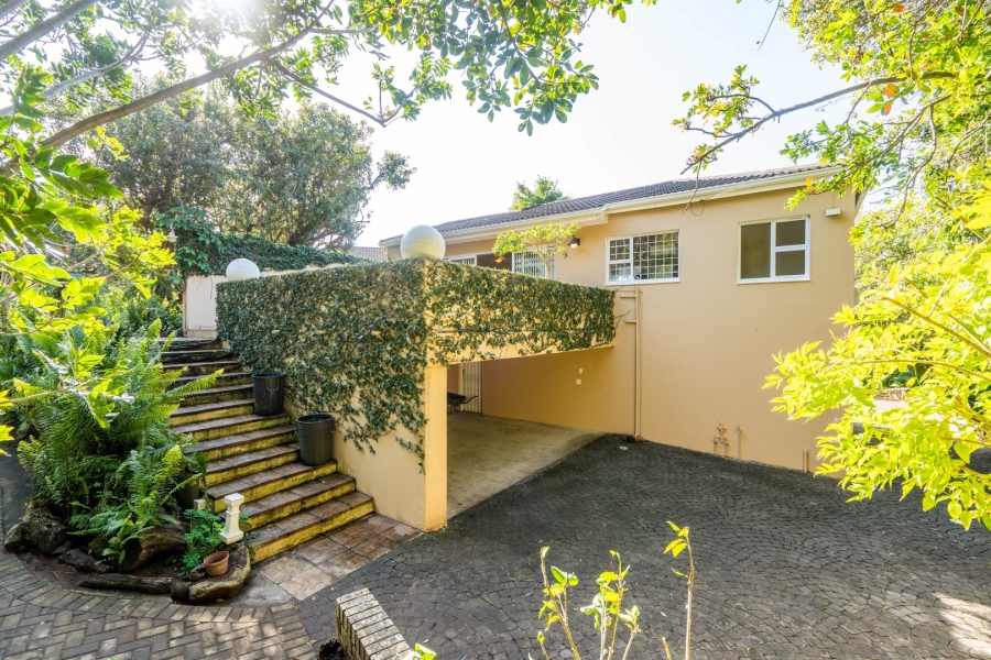 6 Bedroom Property for Sale in West Bank Eastern Cape